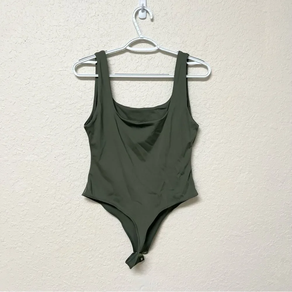Bylt Premium Basics Essential Bodysuit Womens Size L Green Fitted Square neck - Picture 2 of 5